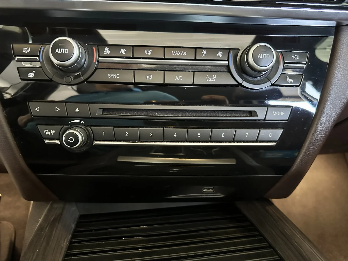 BMW X5 xDrive50i Premium Selection Garantie ACC LED REAR 360 – Ansicht 15