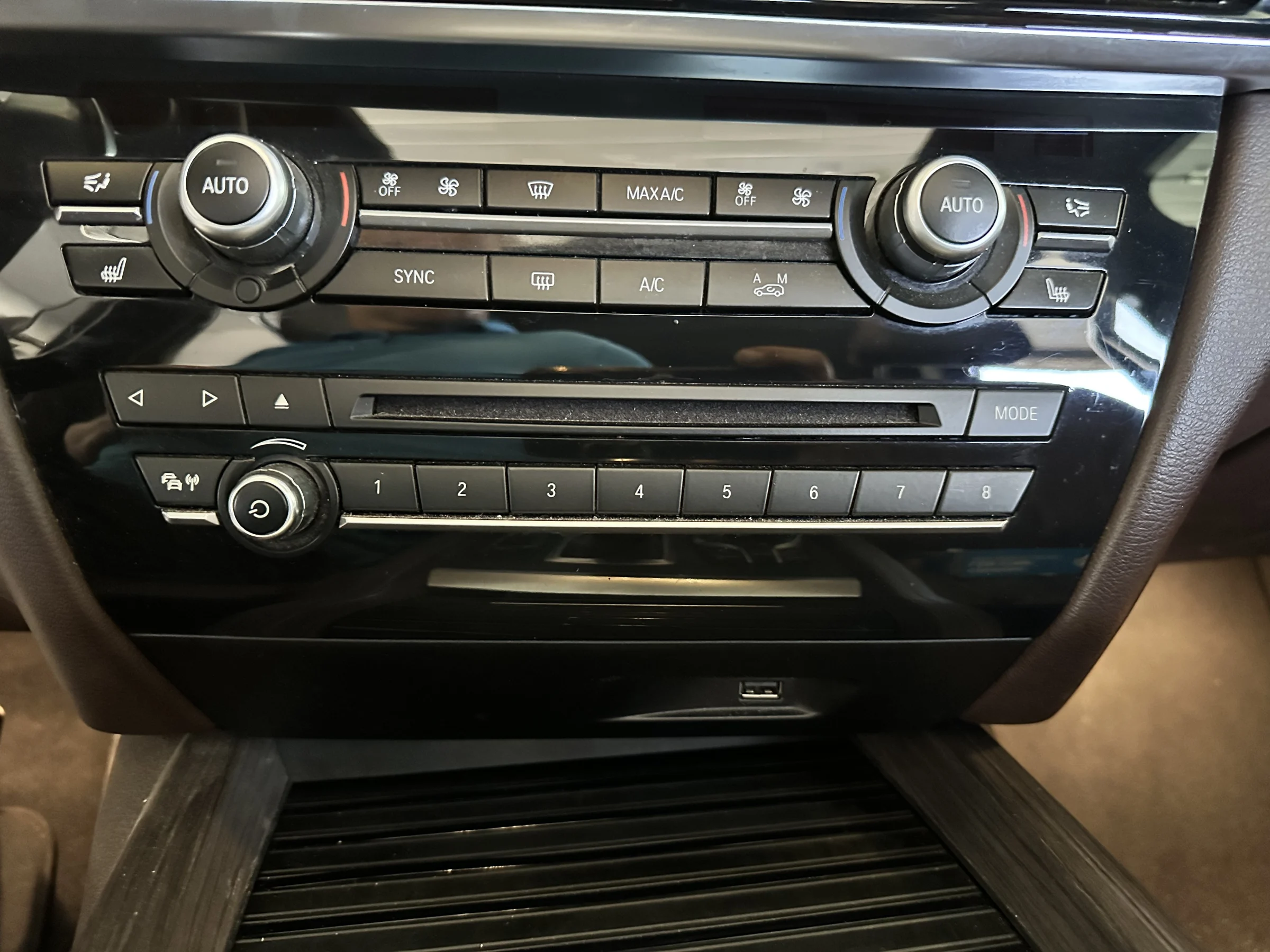 BMW X5 xDrive50i Premium Selection Garantie ACC LED REAR 360 – Ansicht 15
